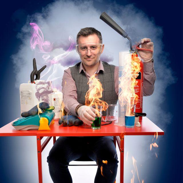 Mark Thompson Spectacular Science at Cornerstone Arts Centre in Didcot