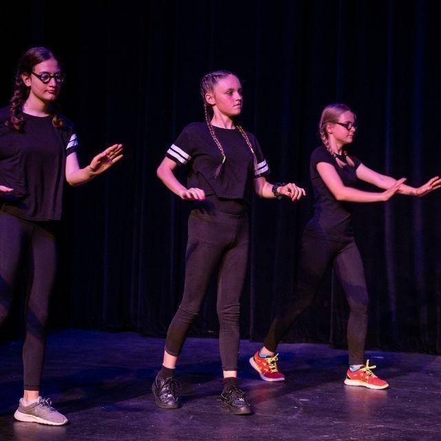 Street dance class